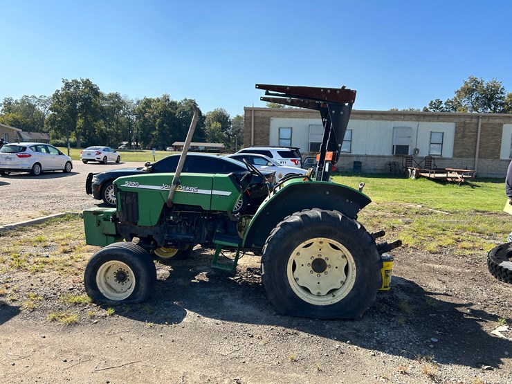 john-deere-5320-image-5