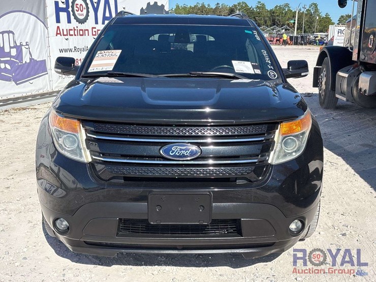 2014-ford-explorer-limited-image-30