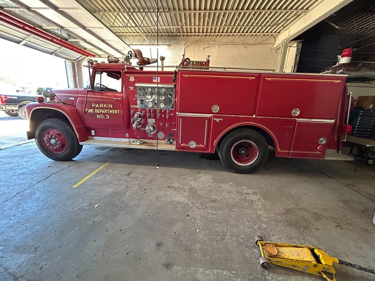 #22556-•-howe-load-star-1800-s/a-daycab-fire-truck-d0532ghb25589-image-11