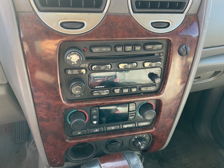 2005-gmc-envoy-image-17