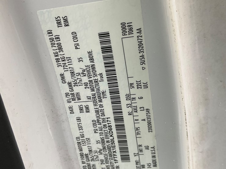 2020-ford-f150-image-18