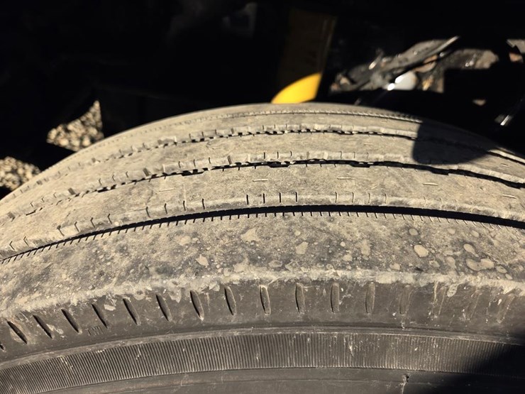 2007-peterbilt-386-image-85