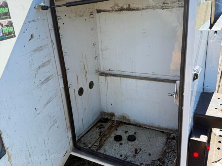 2017-ford-f350-xl-image-23