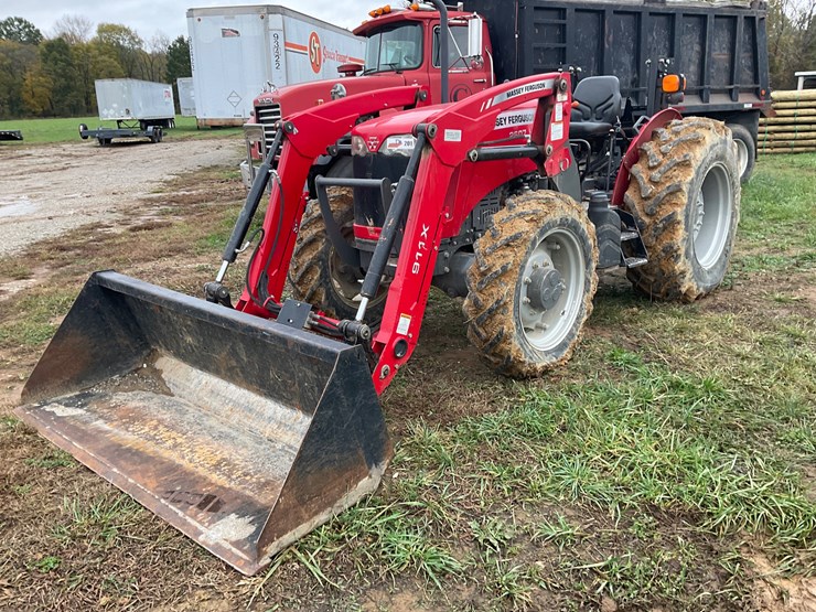 massey-ferguson-2607h-image-2