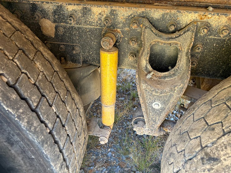 1995-international-9400-image-28