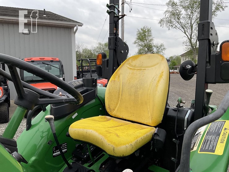 2021-john-deere-5055e-image-18