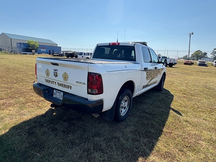 2017-dodge-1500-image-3