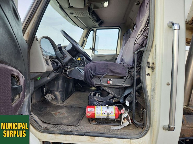 2018-international-workstar-7400-image-22