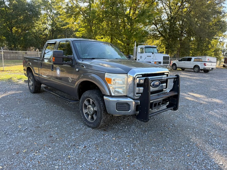 2011-ford-f250-image-2