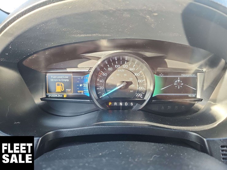 2018-ford-explorer-image-21