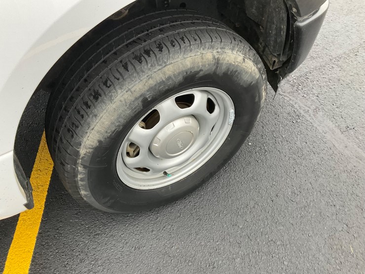 2020-ford-f150-image-14