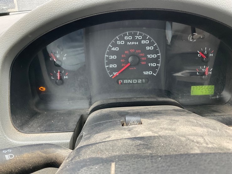 2005-ford-f150-image-17