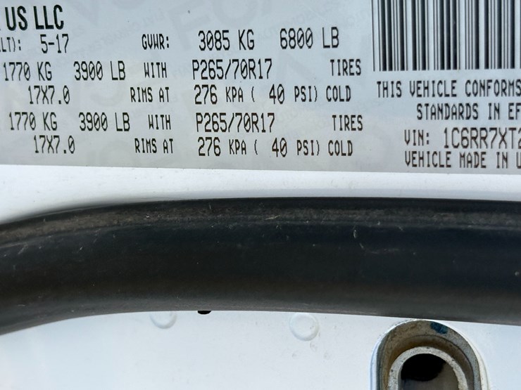 2017-dodge-1500-image-49