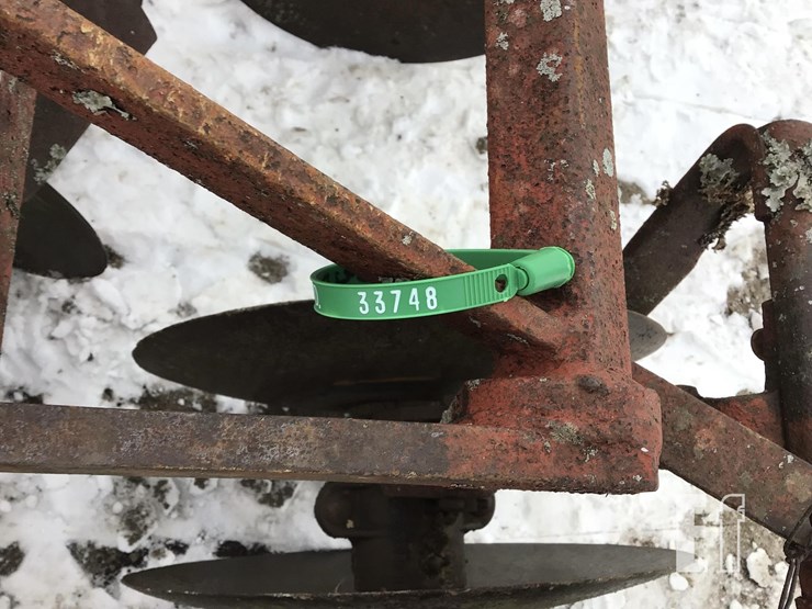 massey-ferguson-22-image-10