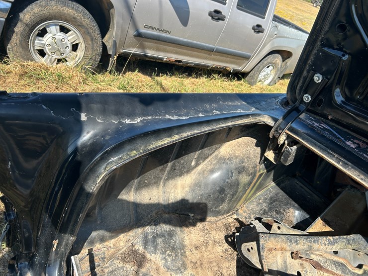 #22553-•-inop-1957-chevrolet-sedan-image-9