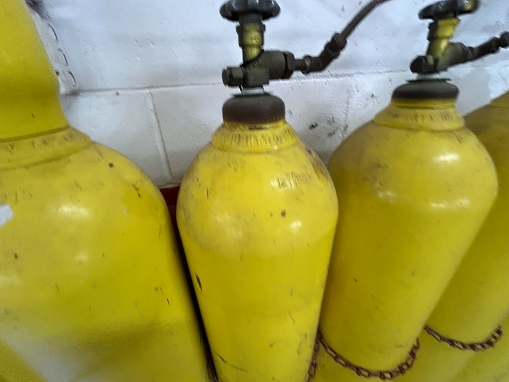 #22557-•-02-cascade-system-w/8-bottles-image-5