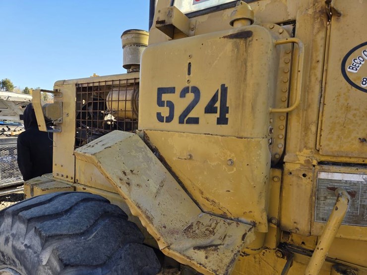 1980-caterpillar-930-image-27