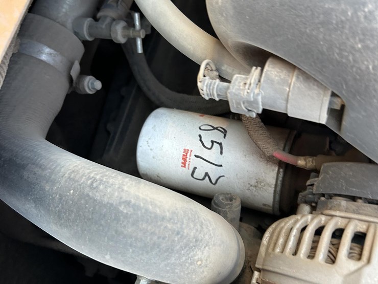 2014-case-721f-xr-image-34