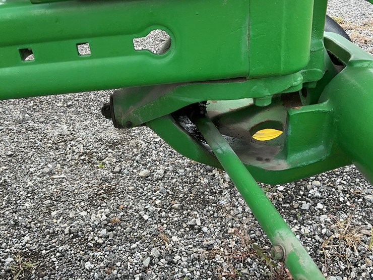 1940-john-deere-model-a-image-32