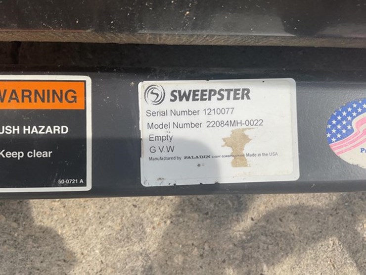 #82-•-2025-sweepster-md84-sweeper-image-13