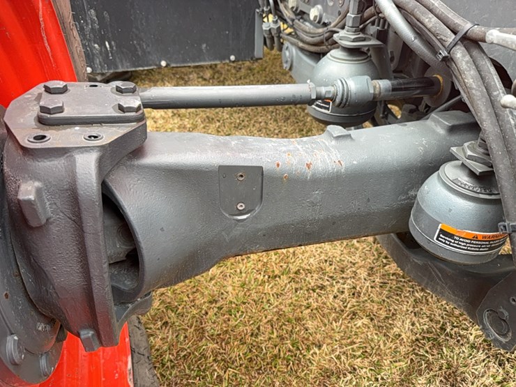 kubota-m7-172-premium-image-54