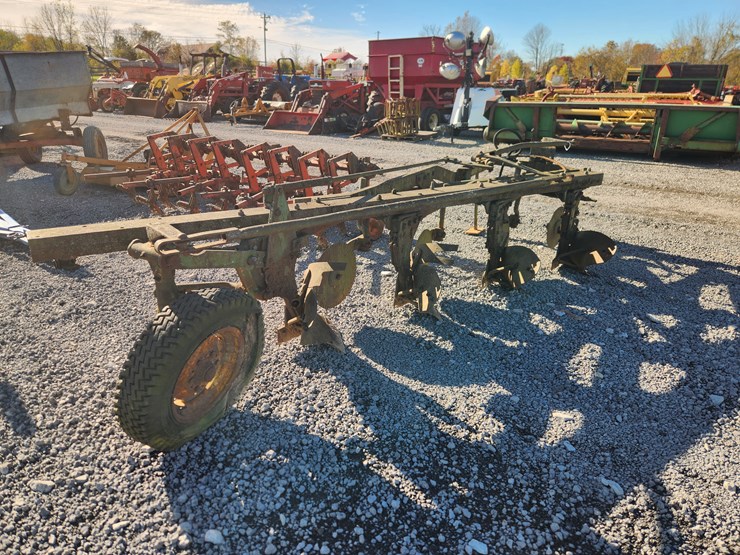 john-deere-mt-image-2