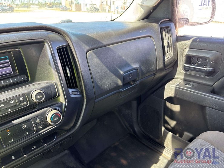 2015-chevrolet-silverado-1500-image-22