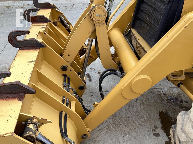 2004-caterpillar-416d-image-10