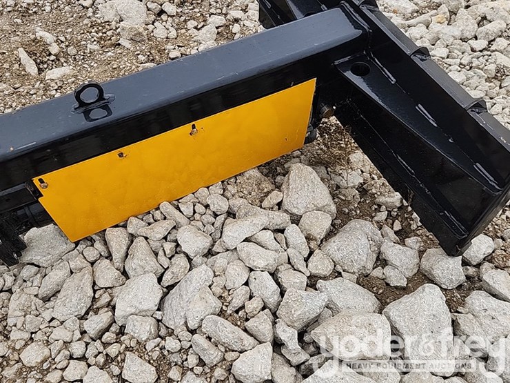 unused-2025-log-splitter-to-suit-mini-skidsteer-image-17