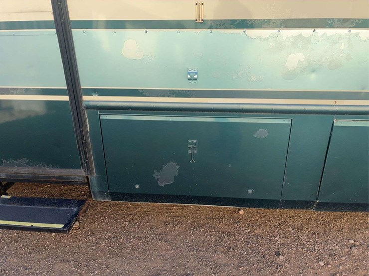 1997-chevrolet-p30-image-17