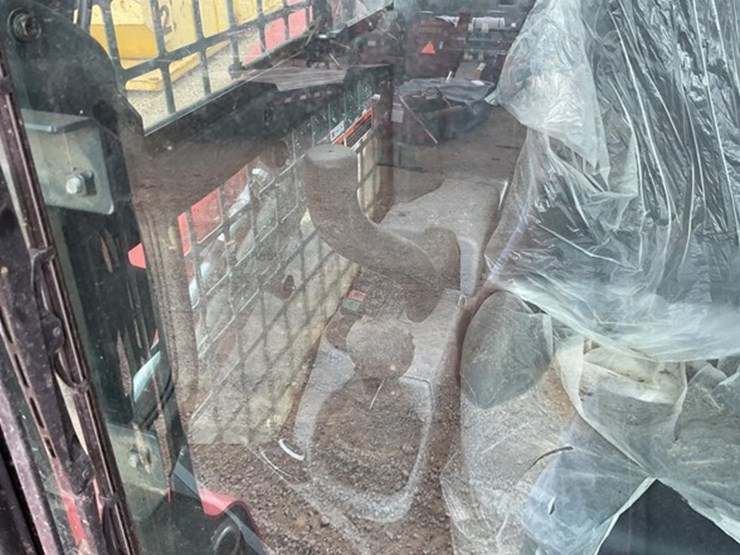 2024-kubota-svl75-3-image-14