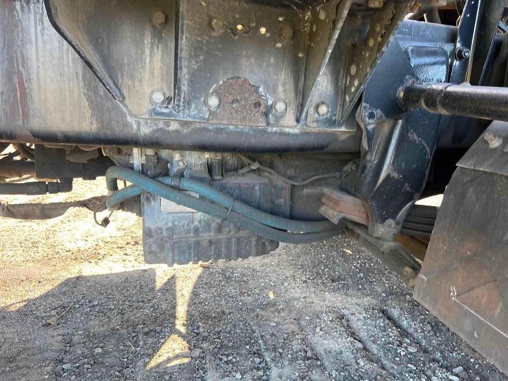 2013-mack-leu633-image-26