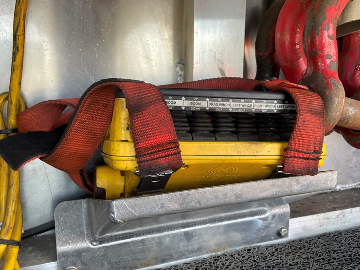 #3824-•-2019-peterbilt-heavy-rotator-(has-mn-title-in-delay,-may-take-6-8-weeks)-image-72