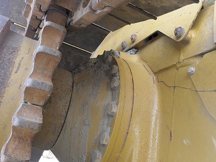 caterpillar-d5m-image-21