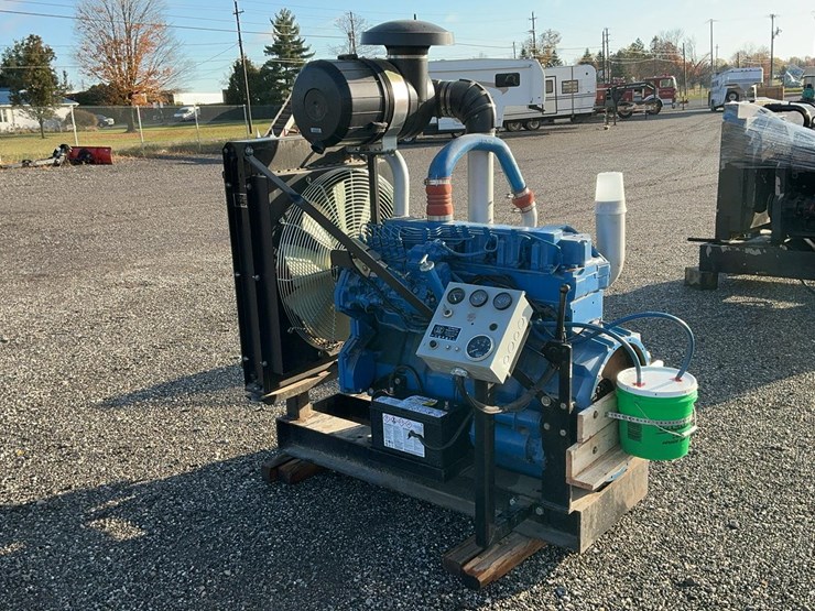 1996-international-dt466-image-1