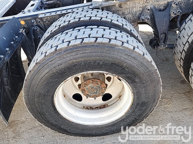 2021-international-rh613-image-12