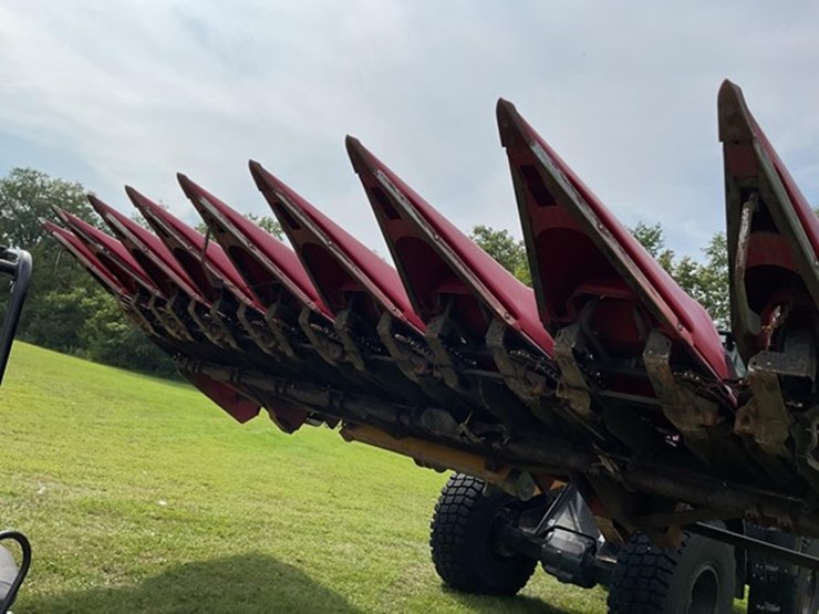 2009-case-ih-3208-image-17