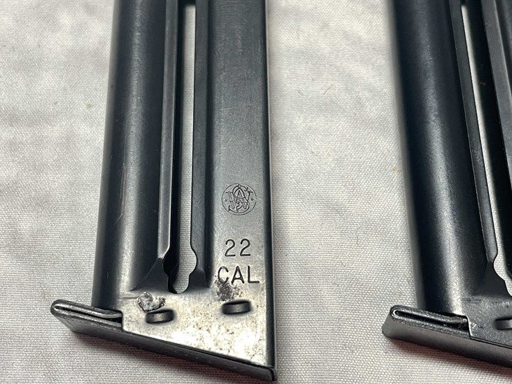 #5190-•-smith-&-wesson-model-622,-22-cal-semi-auto-pistol,-sn:-uac-4299,-(neenah,-wi)-image-22