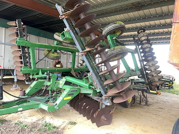 john-deere-637-image-10