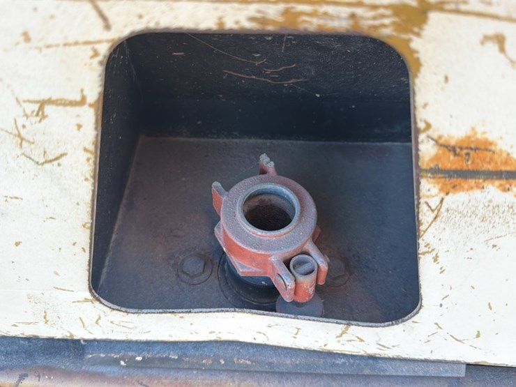 #1353-•-yale-gtc080-forklift-image-33