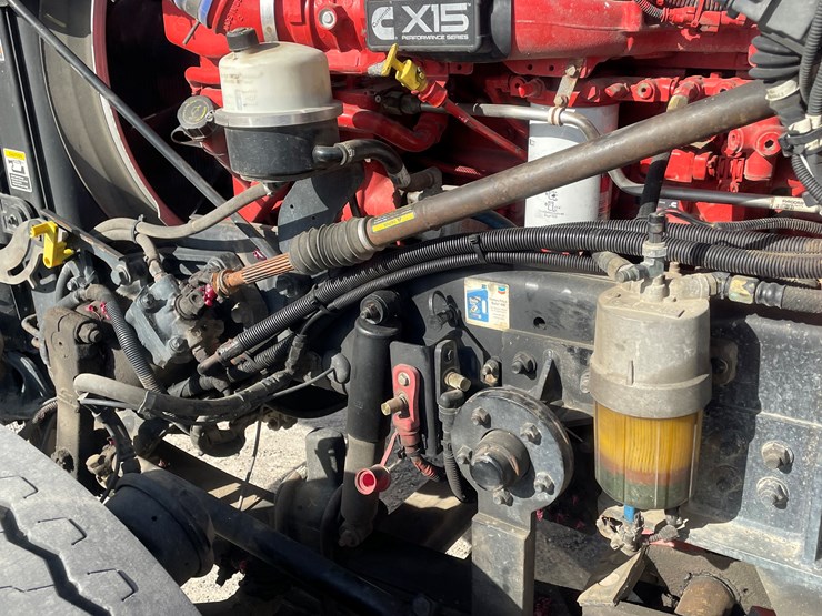 #3824-•-2019-peterbilt-heavy-rotator-(has-mn-title-in-delay,-may-take-6-8-weeks)-image-43