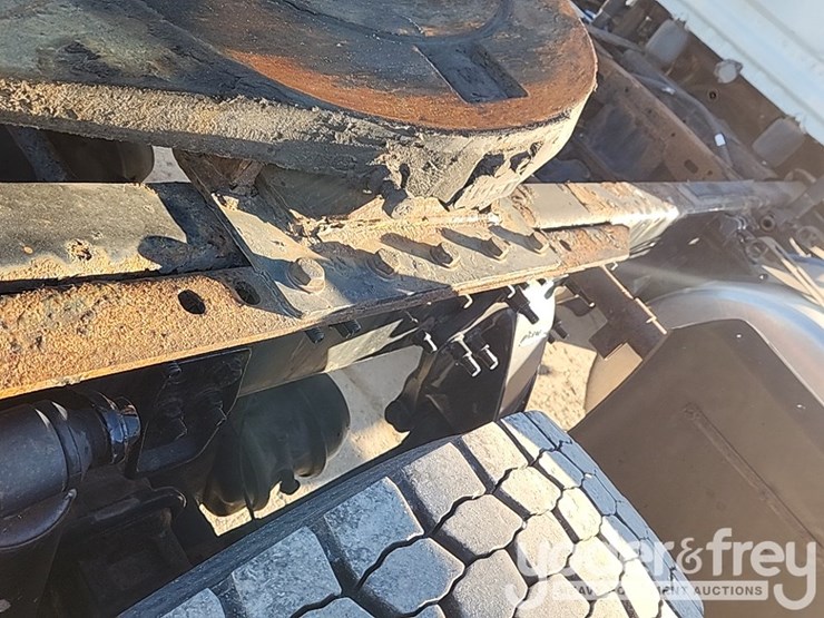 2017-freightliner-cascadia-image-31