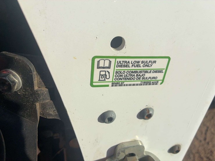 2021-bobcat-s590-image-24