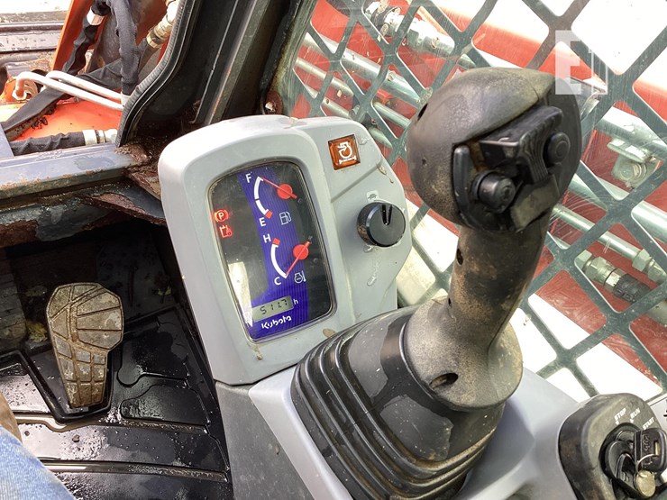 2020-kubota-svl65-2-image-16