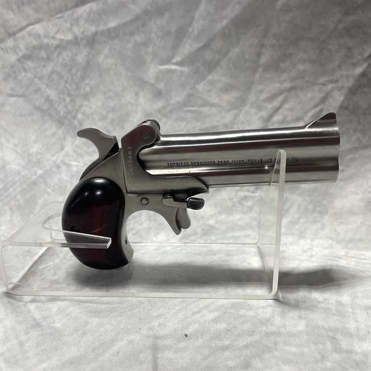 #5188 • ADC M-4: SN: 10452023, (Neenah, WI)