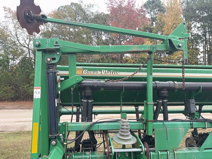 great-plains-2525a-image-37