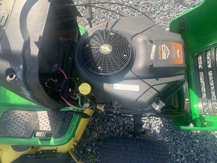 john-deere-l120-image-8