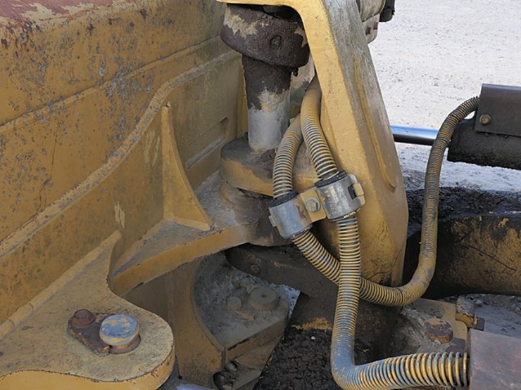 caterpillar-d5m-image-8