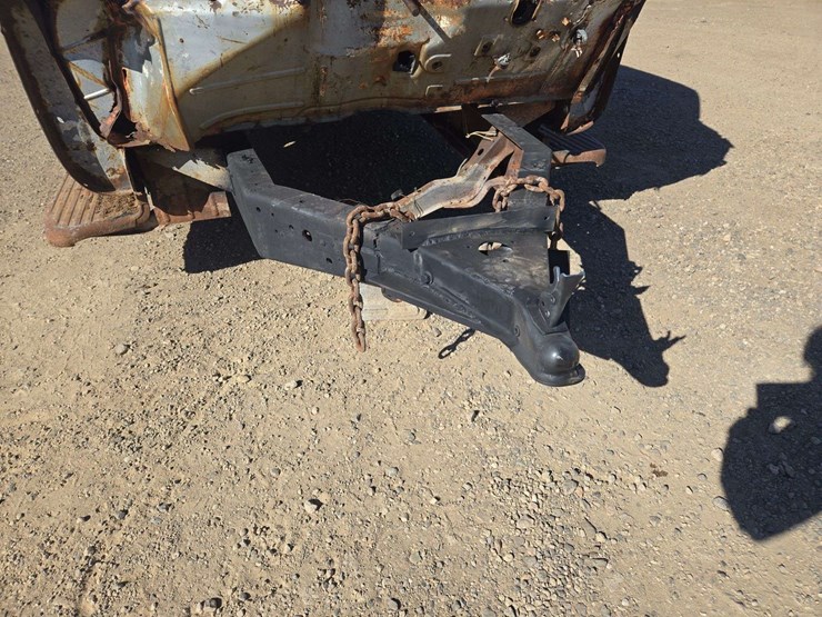 1949-chevrolet-suburban-image-3