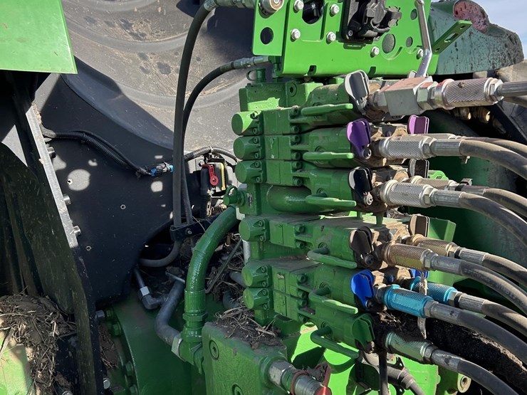 2023-john-deere-9rx-590-image-56